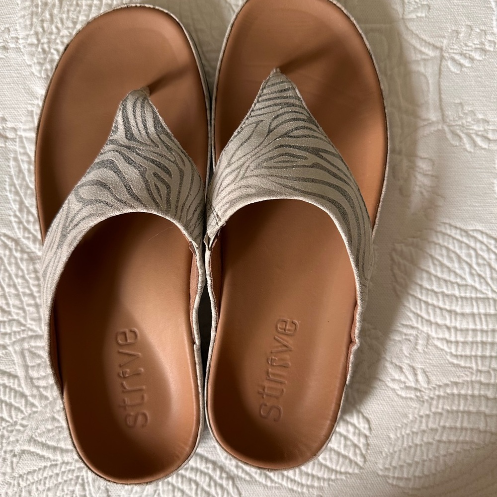 Strive sandals